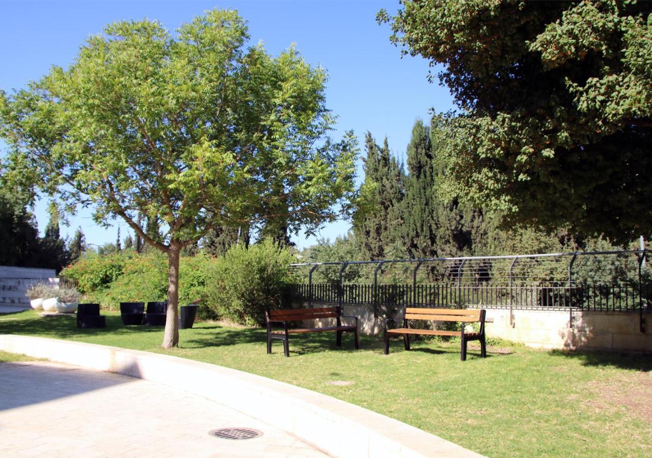 Hi Rabin - Jerusalem Hostel Экстерьер фото