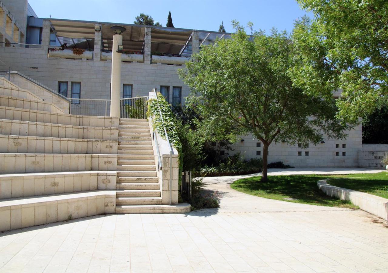 Hi Rabin - Jerusalem Hostel Экстерьер фото